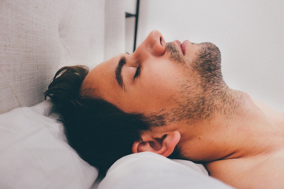 Nemůžete usnout? Vyzkoušejte CBD olej